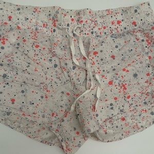 Gap Body White with Paint Splotches Adjustable Women’s Pajama Shorts Size Small